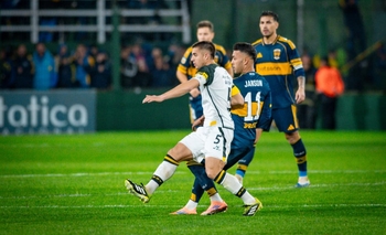 Liga Profesional: Janson sumó minutos y no ganó ninguno Imagen de la nota: Liga Profesional: Janson sumó minutos y no ganó ninguno