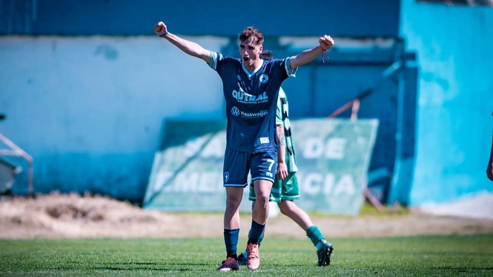 Racing y Municipales ganaron en el inicio de la 6° fecha