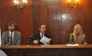 Condenan a 6 años de prisión a un funcionario por causa de abuso sexual Imagen de la nota: Condenan a 6 años de prisión a un funcionario por causa de abuso sexual