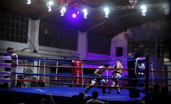 Imagen de la nota: Ocho peleas y cinco exhibiciones coparon la Escuela Nº 51