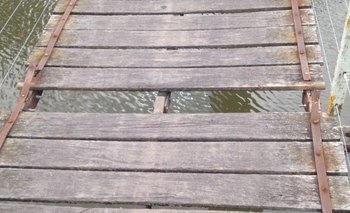 Imagen de la nota: Piden el arreglo de otro puente colgante