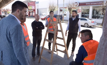 Imagen de la nota: Comenzaron las tareas para pintar el puente de Av. Colón