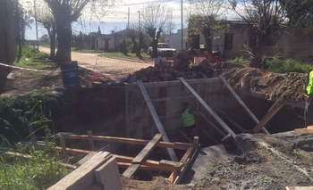 Imagen de la nota: Realizan mejoras en el ingreso al barrio Eucaliptus