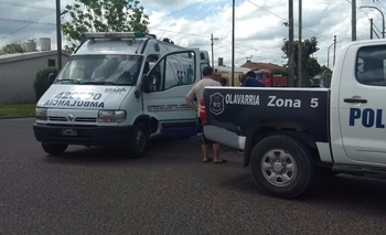 Imagen de la nota: Choque entre auto y bicicletas: una menor herida