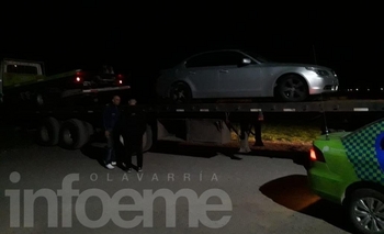 Trasladaban vehículos implicados y los atraparon Imagen de la nota: Trasladaban vehículos implicados y los atraparon