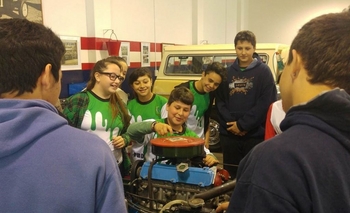 Imagen de la nota: “Somos mecánicos por un día” en el Museo Hermanos Emiliozzi