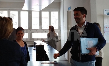 Imagen de la nota: Galli presentó en mano el proyecto de Presupuesto 2019 