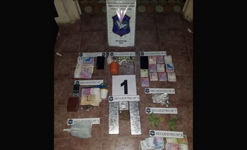 Traslado a la cárcel por venta de estupefacientes Imagen de la nota: Traslado a la cárcel por venta de estupefacientes