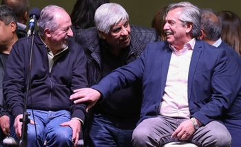 Imagen de la nota: La CTA aprobó la reunificación con la CGT