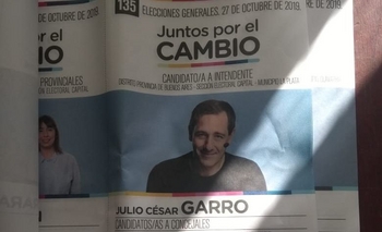 Imagen de la nota: Denuncian que aparecieron boletas de candidato de La Plata