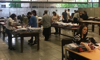 Imagen de la nota: Comienza el escrutinio definitivo en Buenos Aires