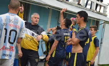 Imagen de la nota: Fuerte sanción a un DT de Inferiores