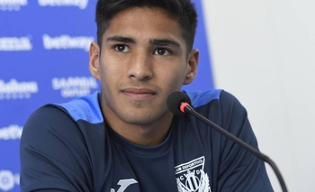 Imagen de la nota: El olavarriense Facundo García debutó en su nuevo club