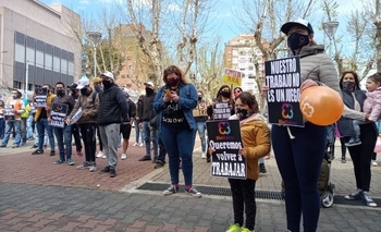 Imagen de la nota: Trabajadores se manifestarán en la puerta del bingo       