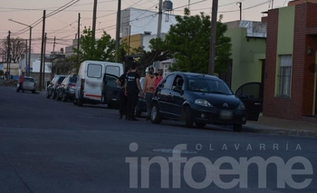 Imagen de la nota: Le cruzó el auto a su expareja y la agredió en la calle