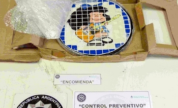 Traficaban drogas a Europa en artesanías de Mafalda Imagen de la nota: Traficaban drogas a Europa en artesanías de Mafalda