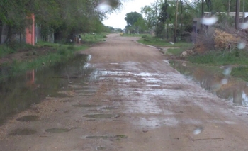 Imagen de la nota: Así quedaron las calles de Villa Aurora tras el temporal