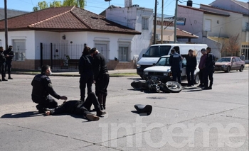 Imagen de la nota: Dos choques en la misma cuadra en una hora