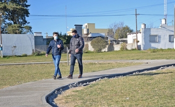 Galli y Cenizo recorrieron el sendero de Sierras Bayas Imagen de la nota: Galli y Cenizo recorrieron el sendero de Sierras Bayas