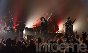 El show de Coti en Olavarría en Fotos Imagen de la nota: El show de Coti en Olavarría en Fotos