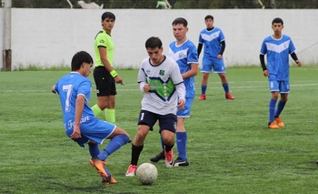 Imagen de la nota: El Regional de Inferiores siguió con triunfo de Embajadores