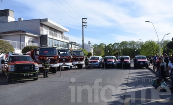 Imagen de la nota: Importante marco de público para el 74º Aniversario de Bomberos