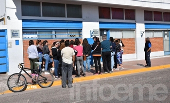 Imagen de la nota: Buena noticia: el nivel secundario de Mariano Moreno seguirá abierto