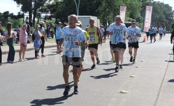 Cecilia y Gustavo Fernández ganaron la “Maratón SOECO” Imagen de la nota: Cecilia y Gustavo Fernández ganaron la “Maratón SOECO”