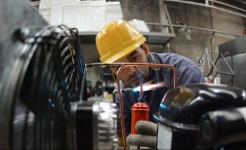 Imagen de la nota: Indec: la actividad económica registró crecimiento de 2,4% interanual en agosto