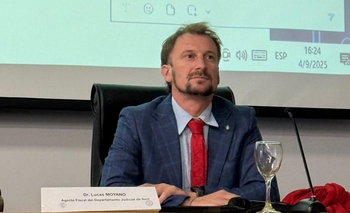 El HCD de Tandil declaró de Interés Legislativo el libro sobre Ciberdelitos de Lucas Moyano Imagen de la nota: El HCD de Tandil declaró de Interés Legislativo el libro sobre Ciberdelitos de Lucas Moyano