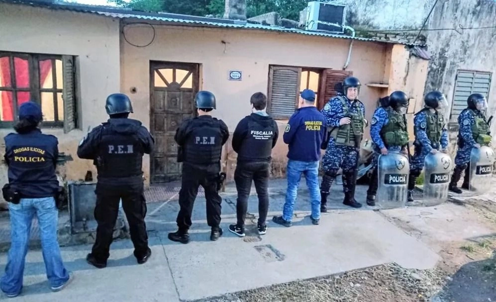 Bahía Blanca: condenada por vender drogas, cumplía domiciliaria y seguía vendiendo en su casa Imagen mas leída