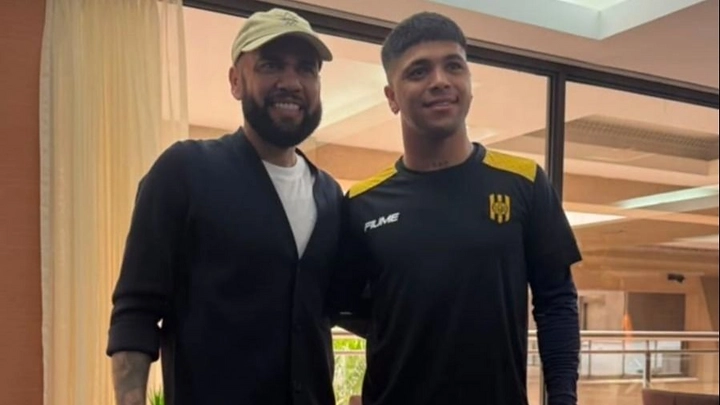 Mucho lujo en una foto: Braian Guille y Dani Alves juntos en Formosa