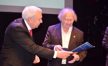 Imagen de la nota: Pérez Esquivel recibió el 