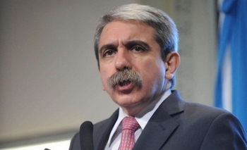 Imagen de la nota: Aníbal Fernández, el primer político en votar: 