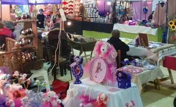 Imagen de la nota: Feria de artesanos en el Aeródromo