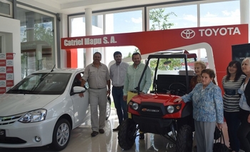 Imagen de la nota: Presentaron los vehículos que sortearán en la Cena Solidaria