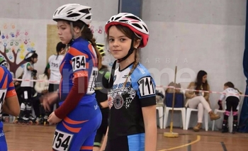 Imagen de la nota: Felicitas Gottfrit hace historia en el patín carrera local