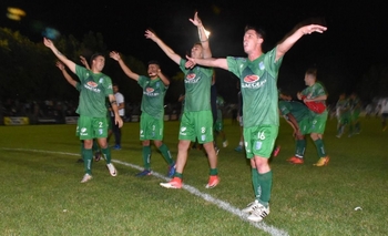 Imagen de la nota: Ferro perdió el invicto pero igual se clasificó 