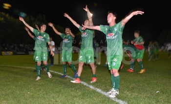 Imagen de la nota: Ferro perdió el invicto pero igual se clasificó 
