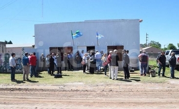 Imagen de la nota: Se reedita el conflicto entre vecinos de AOMA y Cumelén