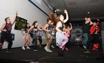 Imagen de la nota: El Zumbathon de Racing fue un verdadero éxito
