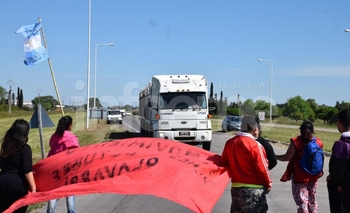 Imagen de la nota: Volvieron los piquetes en la Ruta 226 y el corte es total 