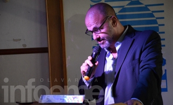 Imagen de la nota:  “Uno ingresa a la tecnología sin saber los riesgos”