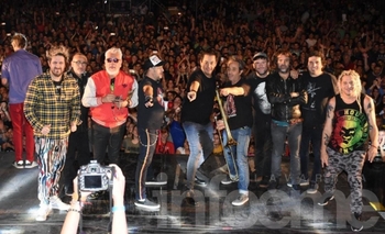Imagen de la nota: Los Decadentes cerraron con una auténtica fiesta 
