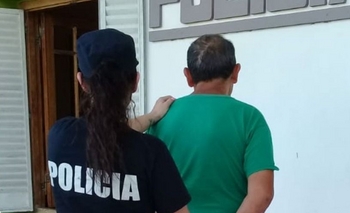 Imagen de la nota: Retenido tras eludir un control y patear una moto policial