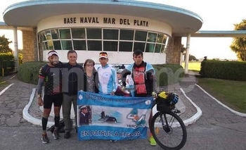 Empezó el homenaje de Navarro para los submarinistas Imagen de la nota: Empezó el homenaje de Navarro para los submarinistas