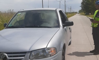 Imagen de la nota:  Sorprendieron a una chica de 12 años manejando un auto