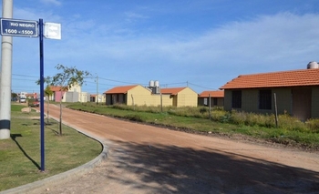 Imagen de la nota: Barrio Educadores: el reclamo en el Instituto de la Vivienda