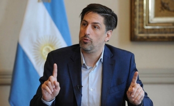 Trotta ratificó el inicio del ciclo lectivo de 2021 en marzo Imagen de la nota: Trotta ratificó el inicio del ciclo lectivo de 2021 en marzo