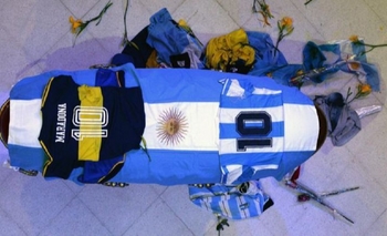 Revelan cómo fueron los últimos minutos de Maradona  Imagen de la nota: Revelan cómo fueron los últimos minutos de Maradona